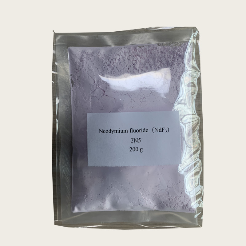 Fluoride NdF3 (2)